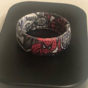 Groove Life Ring 
Spider-man Black and White Comic Ring Size 8
